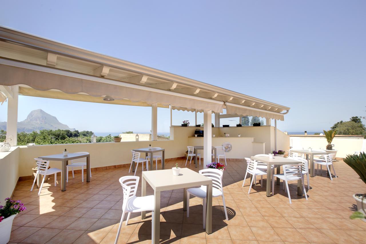 ホテル Cala Di Ponente カステッルッツォ エクステリア 写真