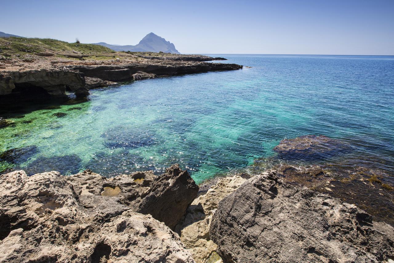ホテル Cala Di Ponente カステッルッツォ エクステリア 写真